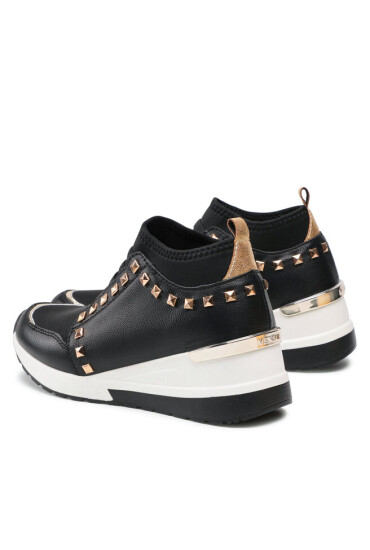Menbur Сникърси 22593 Black 001 - Mera.bg