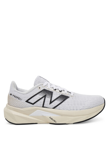 New Balance Маратонки за бягане FuelCell Propel v5 WFCPRCX5 Бял - Mera.bg