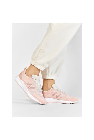 New Balance Обувки - Mera.bg