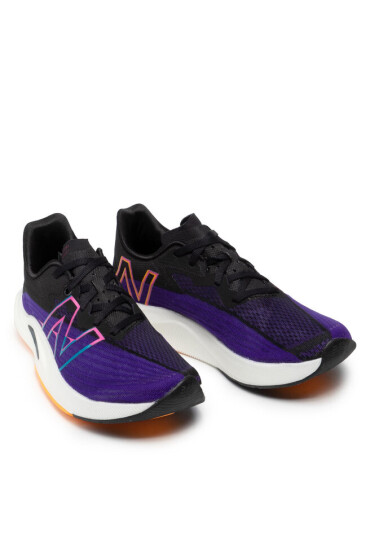 New Balance Обувки - Mera.bg