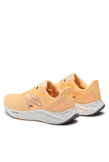 New Balance Маратонки за бягане Fresh Foam Arishi v4 WARISCS4 Оранжев - Mera.bg