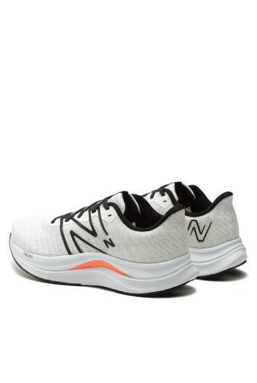 New Balance Обувки FuelCell Propel v4 MFCPRLW4 Бежов - Mera.bg