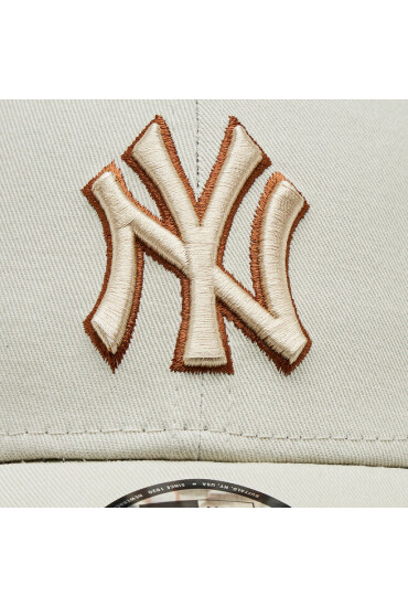 New Era Шапка Team Outline 940 Nyy 60364402 Бежов - Mera.bg