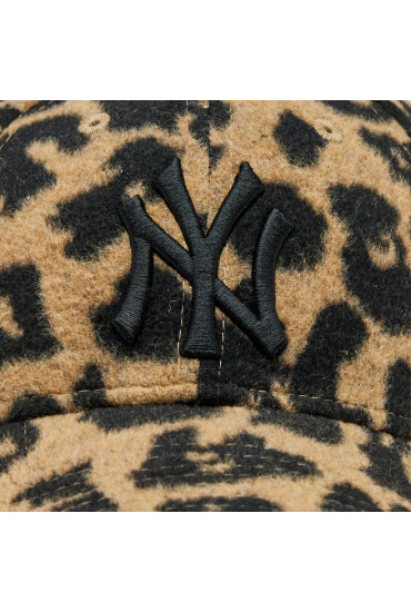 New Era Шапка Wmns Leopard 940 Nyy 60364195 Кафяв - Mera.bg