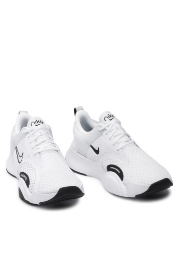 Nike Обувки - Mera.bg