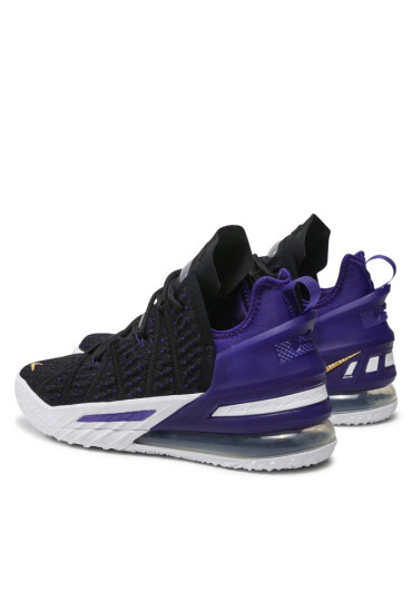 Nike Обувки - Mera.bg