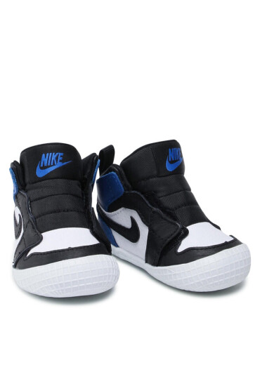 Nike Обувки - Mera.bg