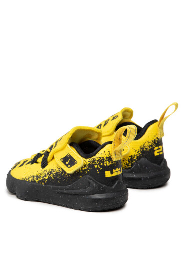 Nike Обувки - Mera.bg