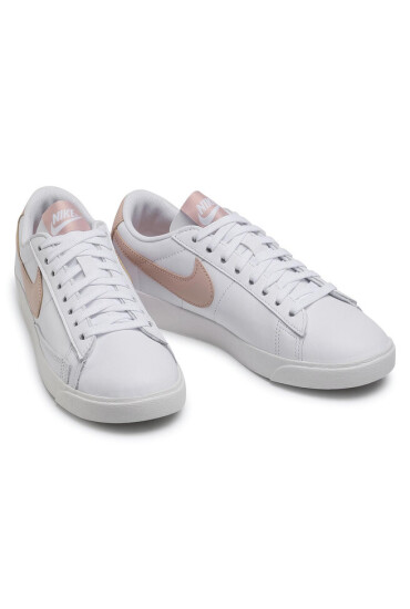 Nike Обувки - Mera.bg