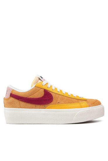 Nike Сникърси Blazer Low Platform DO6721 700 Кафяв - Mera.bg