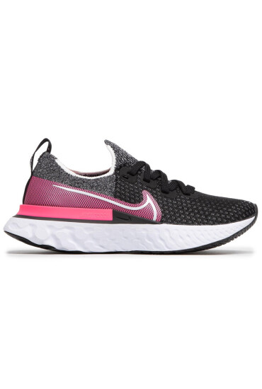 Nike Обувки - Mera.bg