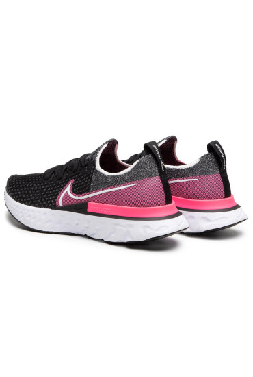 Nike Обувки - Mera.bg
