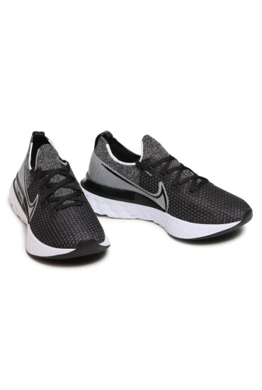 Nike Обувки - Mera.bg