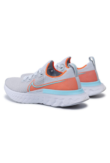 Nike Обувки - Mera.bg