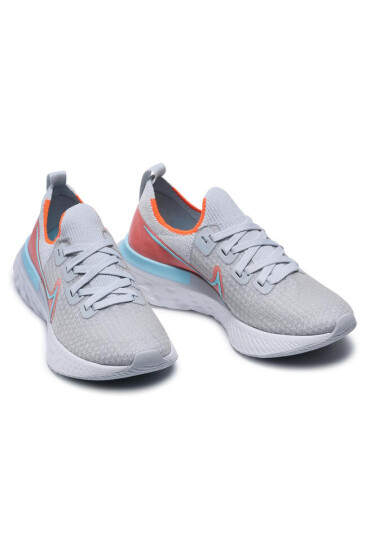 Nike Обувки - Mera.bg