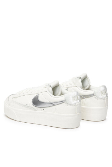Nike Обувки - Mera.bg