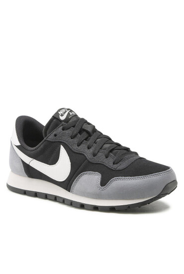 Nike Обувки - Mera.bg