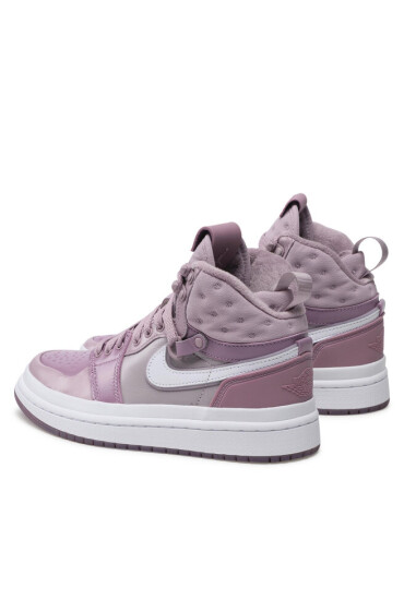 Nike Обувки - Mera.bg