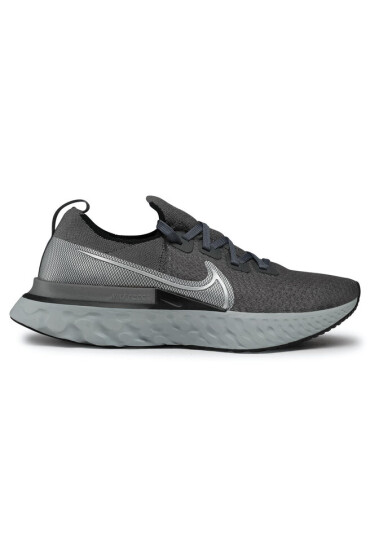Nike Обувки - Mera.bg