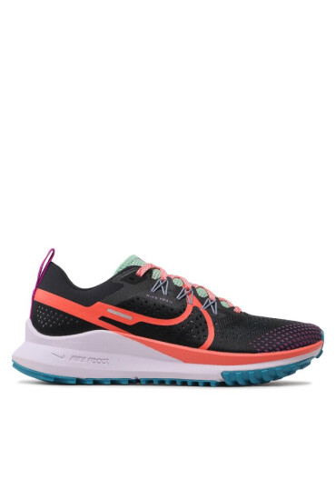 Nike Обувки - Mera.bg