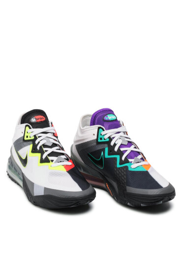 Nike Обувки - Mera.bg