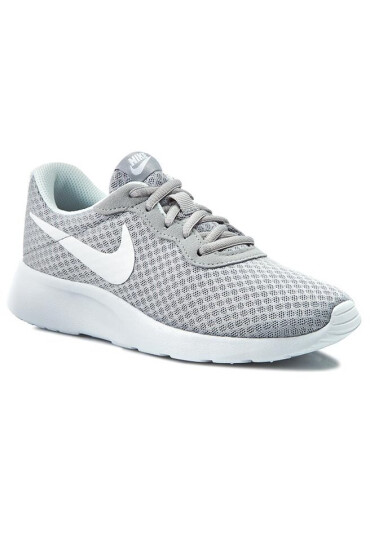 Nike Обувки Tanjun 812655 010 Wolf Grey/White - Mera.bg