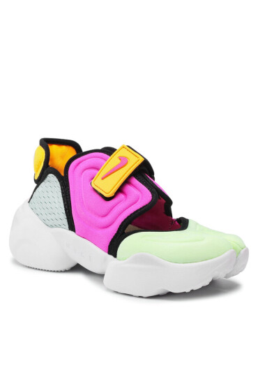 Nike Обувки - Mera.bg