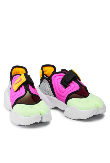 Nike Обувки - Mera.bg