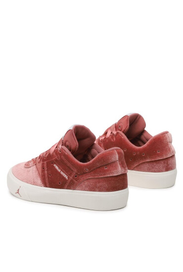Nike Сникърси Wmns Jordan Series Es Se DZ7737 600 Розов - Mera.bg