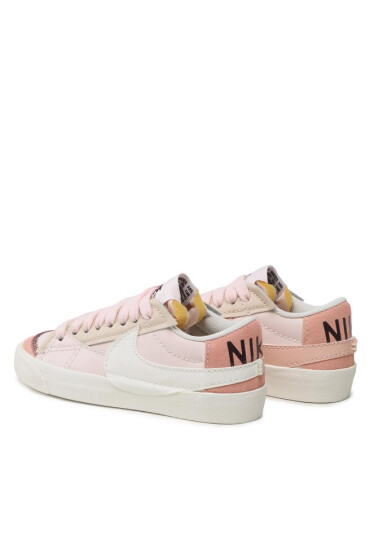 Nike Обувки Blazer Low '77 Jumbo DQ1470 601 Light Soft Pink/Sail - Mera.bg