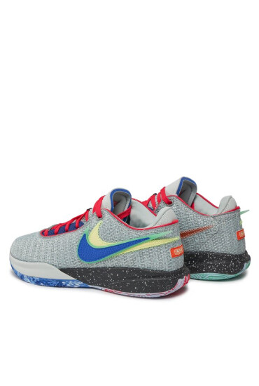 Nike Обувки за баскетбол Lebron XX DJ5423 002 Сив - Mera.bg