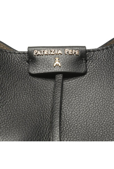Patrizia Pepe Дамска чанта CB8896/L001-K118 Black/Light Gold - Mera.bg