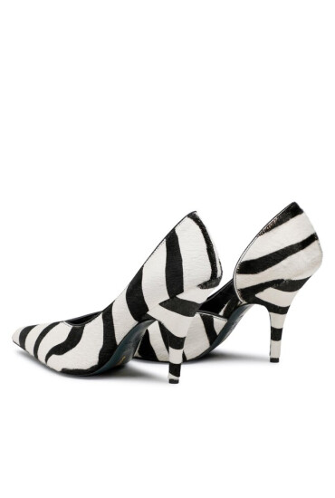 Patrizia Pepe Обувки на ток 2Z0077/L056-X2BD Black/White - Mera.bg