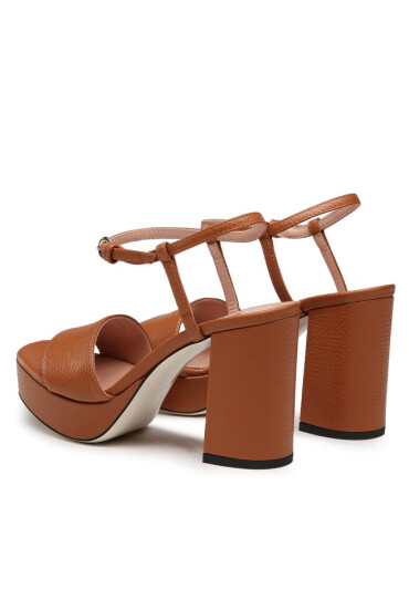 Pollini Сандали SA16219C1GTD0200 Кафяв - Mera.bg