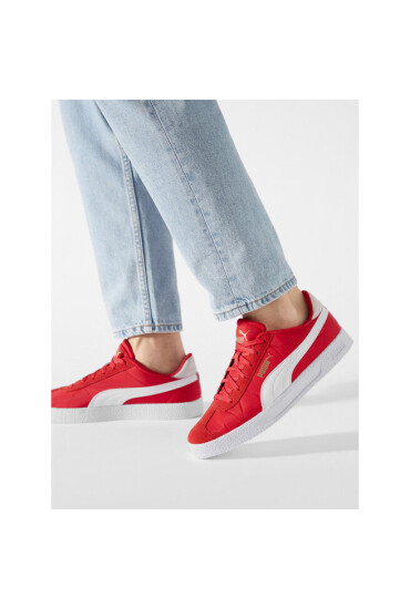 Puma Сникърси Club Nylon 384822 02 High Risk Red/White/Gold - Mera.bg