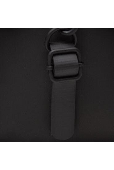 Rains Мъжка чантичка Flight Bag 13090 Black - Mera.bg
