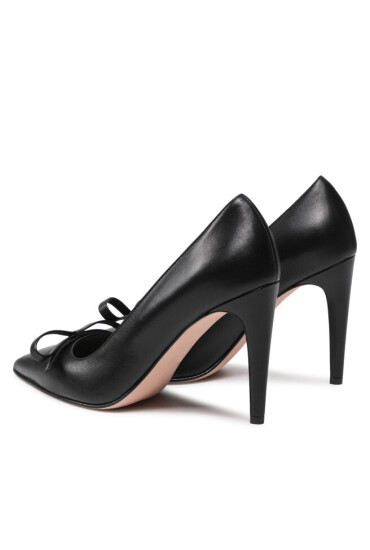 Red Valentino Обувки на ток - Mera.bg