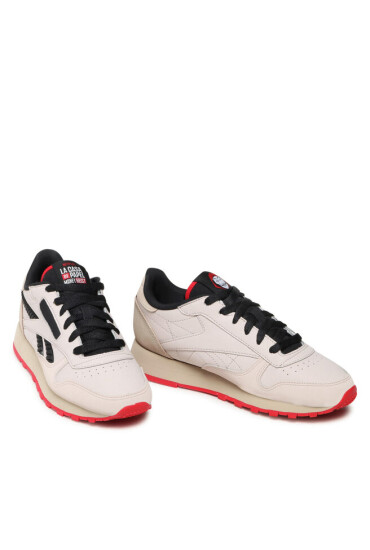 Reebok Classic Обувки Reebok La Casa De Papel Classic Leather GX9443 Moowht/Pebble/Vecred - Mera.bg
