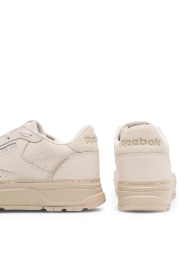 Reebok Сникърси Club C Double Geo GY1379 Бежов - Mera.bg