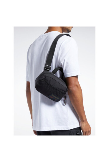 Reebok Сак Classics Camping City Bag HC4372 black - Mera.bg
