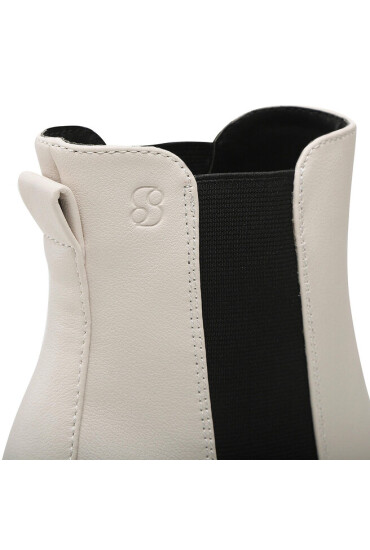s.Oliver Боти 5-25309-29 Offwhite 109 - Mera.bg