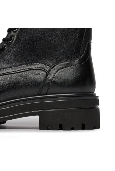 s.Oliver Туристически oбувки 5-26273-41 Black Nappa 022 - Mera.bg