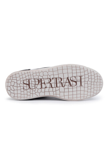 SuperTrash Сникърси - Mera.bg