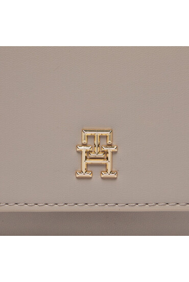 Tommy Hilfiger Дамска чанта Th Refined Med Crossover AW0AW15725 Бежов - Mera.bg