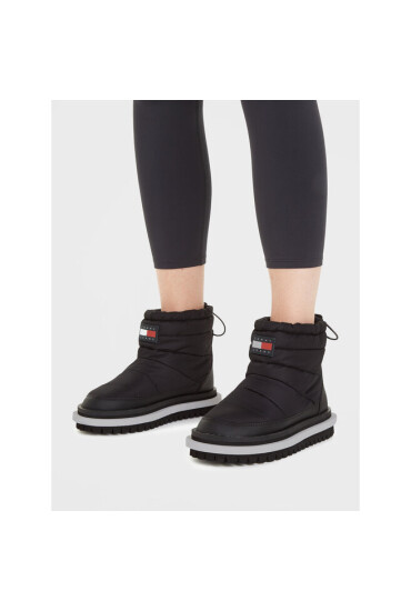 Tommy Jeans Боти Tjw Padded Flat Boot EN0EN02292 Черен - Mera.bg