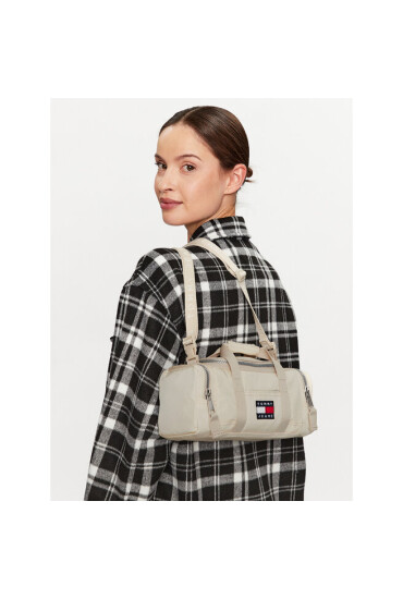 Tommy Jeans Дамска чанта Tjm Heritage Micro Duffle 2L AM0AM10897 Бежов - Mera.bg