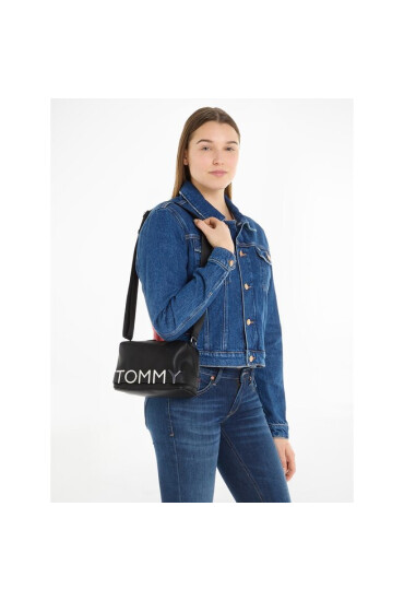 Tommy Jeans Дамска чанта Tjw Bold Camera Bag AW0AW15432 Black BDS - Mera.bg