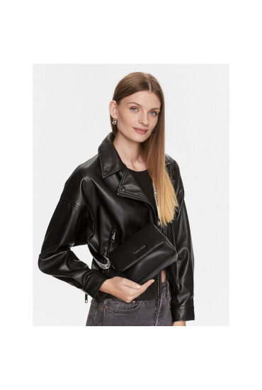 Tommy Jeans Дамска чанта Tjw City Girl Flap Crossover AW0AW14965 BDS - Mera.bg