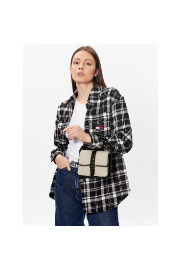 Tommy Jeans Дамска чанта Tjw Item Chain Crossover Sherpa AW0AW14067 0F4 - Mera.bg