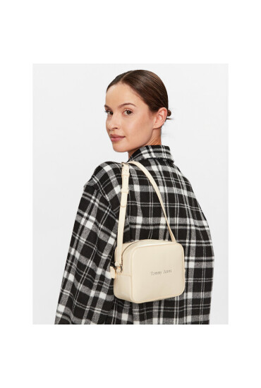 Tommy Jeans Дамска чанта Tjw Must Camera AW0AW14955 Екрю - Mera.bg